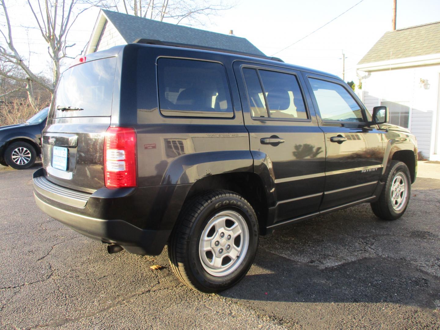 2016 Jeep Patriot (1C4NJRBB3GD) , AUTOMATIC transmission, located at 540a Delsea Drive, Sewell, NJ, 08080, (856) 589-6888, 39.752560, -75.111206 - Photo#7